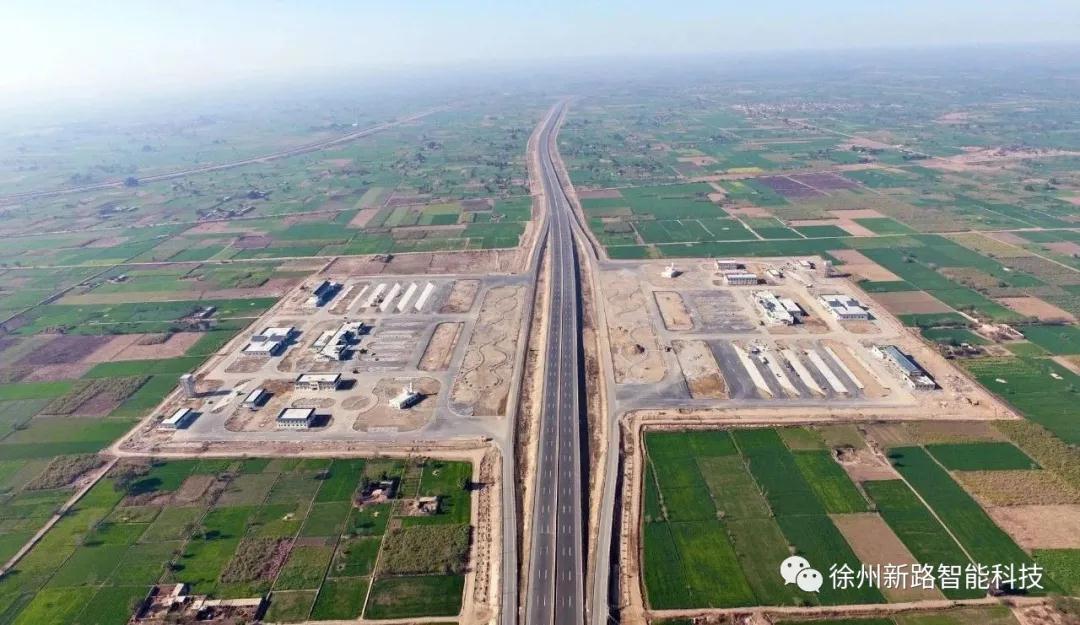 新路科技滑模機(jī)攻堅克難創(chuàng)佳績，中鐵二十局海外工程再獲好評！